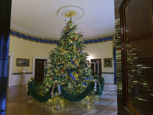 Melania Trump Unveils White House Christmas Decorations