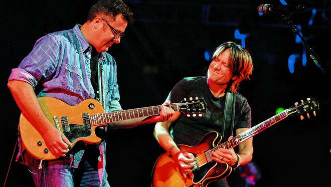 Vince Gill and Keith Urban will host the sixth All for the Hall concert on April 12.