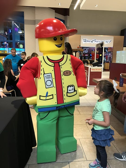12 LEGO-loving kids conquer first-ever contest to join LEGOLAND ...