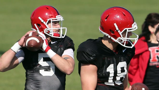 Chris Laviano (5) wasn't consistent in the last week of Rutgers football practice after a fast start to the spring.