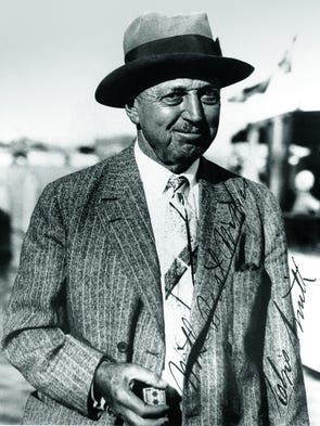 Chris-Craft common these selected images and advertisements