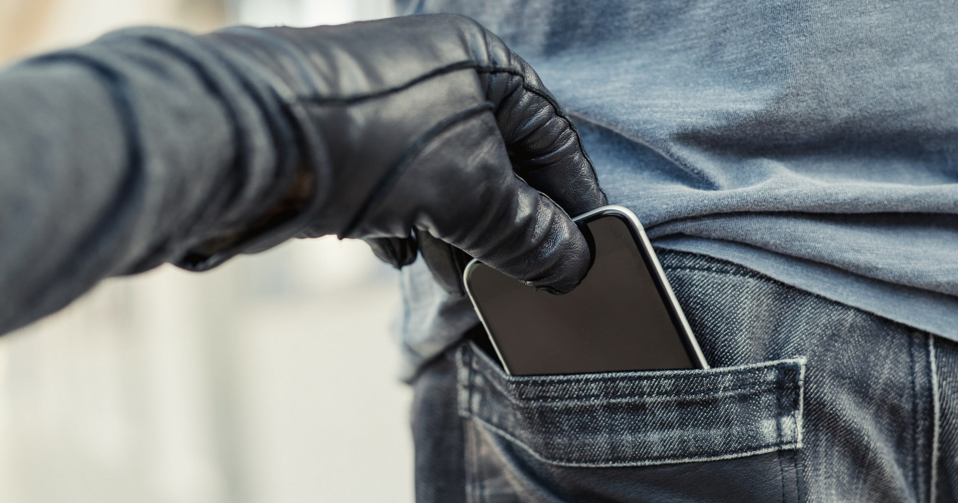 The 5 Things You Should Do Immediately If Your Phone Is Stolen 