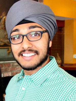 In June 2015, U.S. District Court Judge Amy Berman Jackson ruled that Iknoor Singh, a Sikh Hofstra University student, could join the U.S. Army’s Reserve Officer Training Corps (ROTC) program at his university without having to shave his beard, cut his hair or remove his turban.