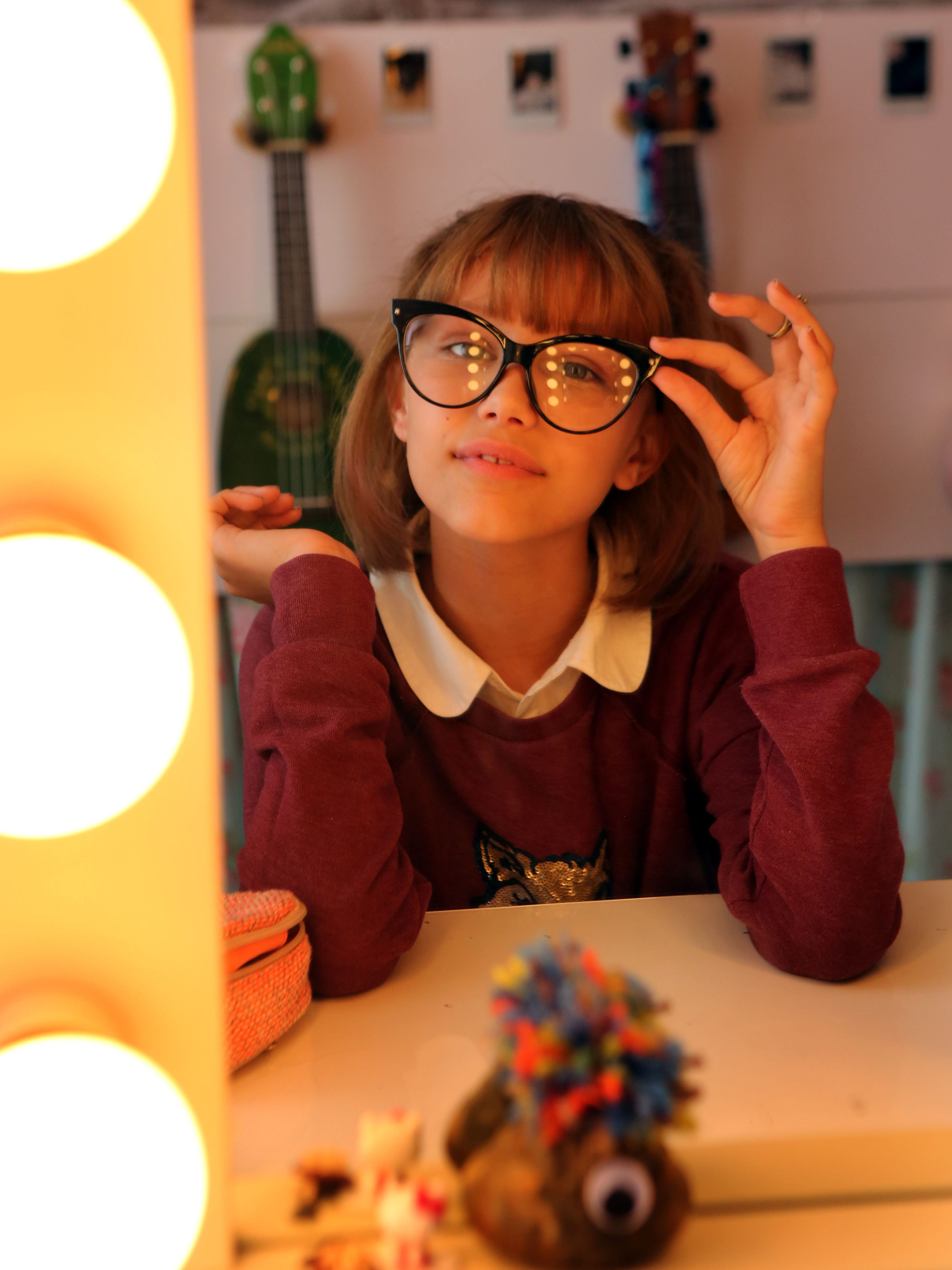 Grace VanderWaal gets record deal