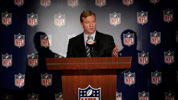 NFL Commissioner Roger Goodell speaks to issues of player conduct after earlier addressing the collective bargaining agreement during the NFL owners meeting Tuesday May 20, 2008, in Atlanta. (AP Photo/John Amis)
