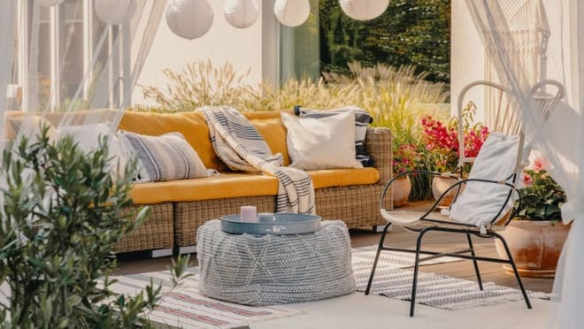 Fall Patio Furniture: Best Deals Under $200 -- Fire Pits, Patio Heaters &  More 