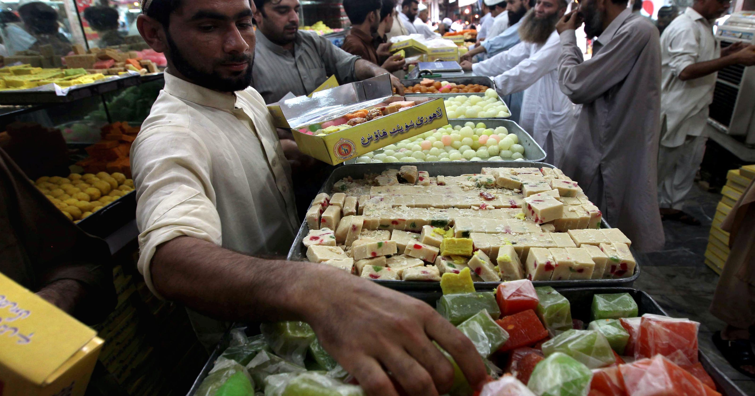 Ramadan: What is it? Why do Muslims fast?