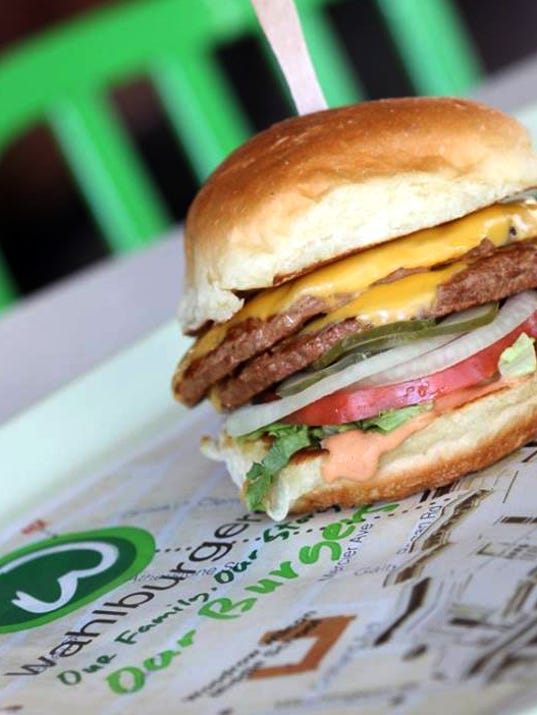 Wahlburgers to open second Ohio location in Cincinnati