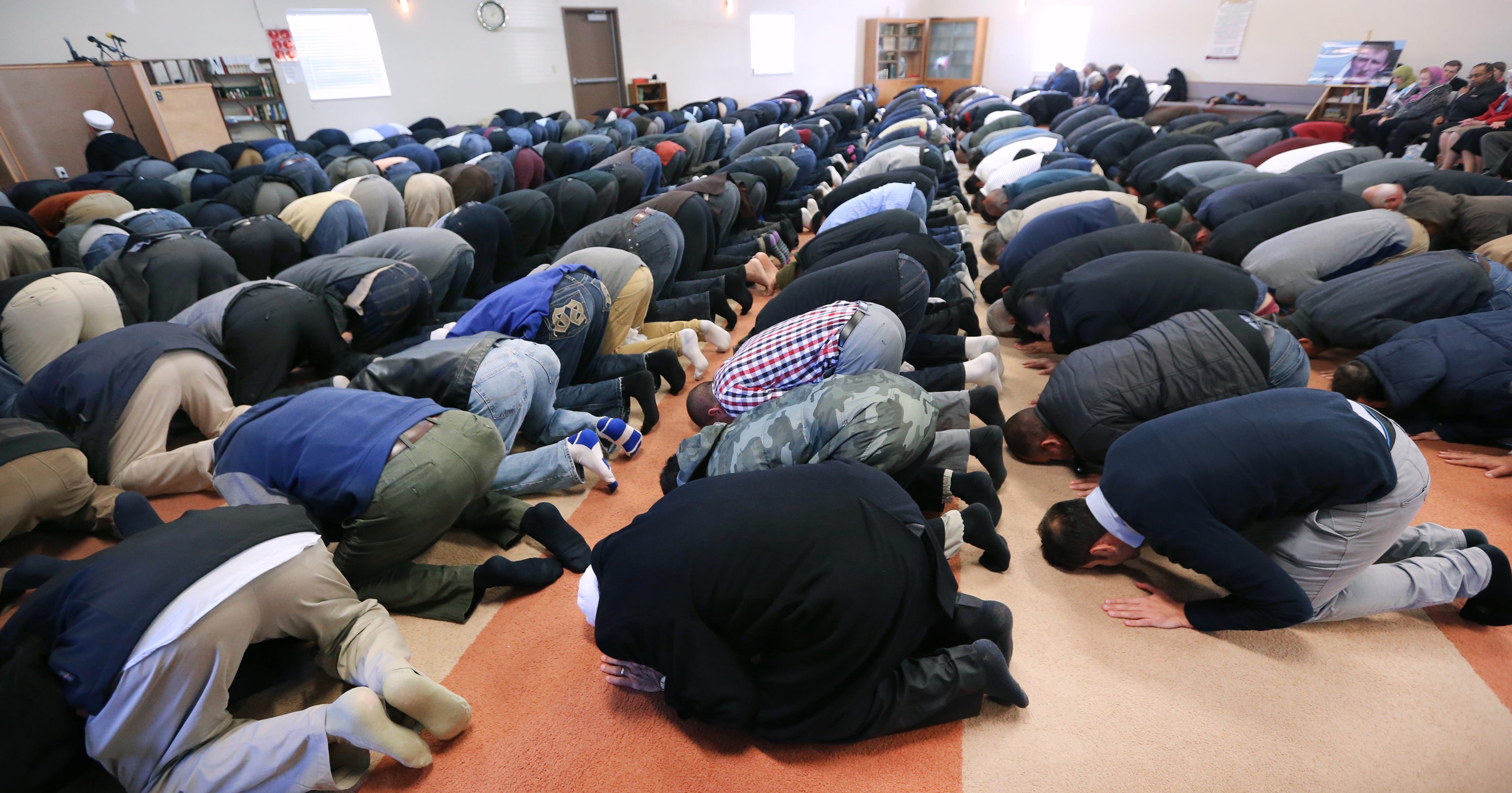 Muslim funeral service pays tribute to Peter Kassig