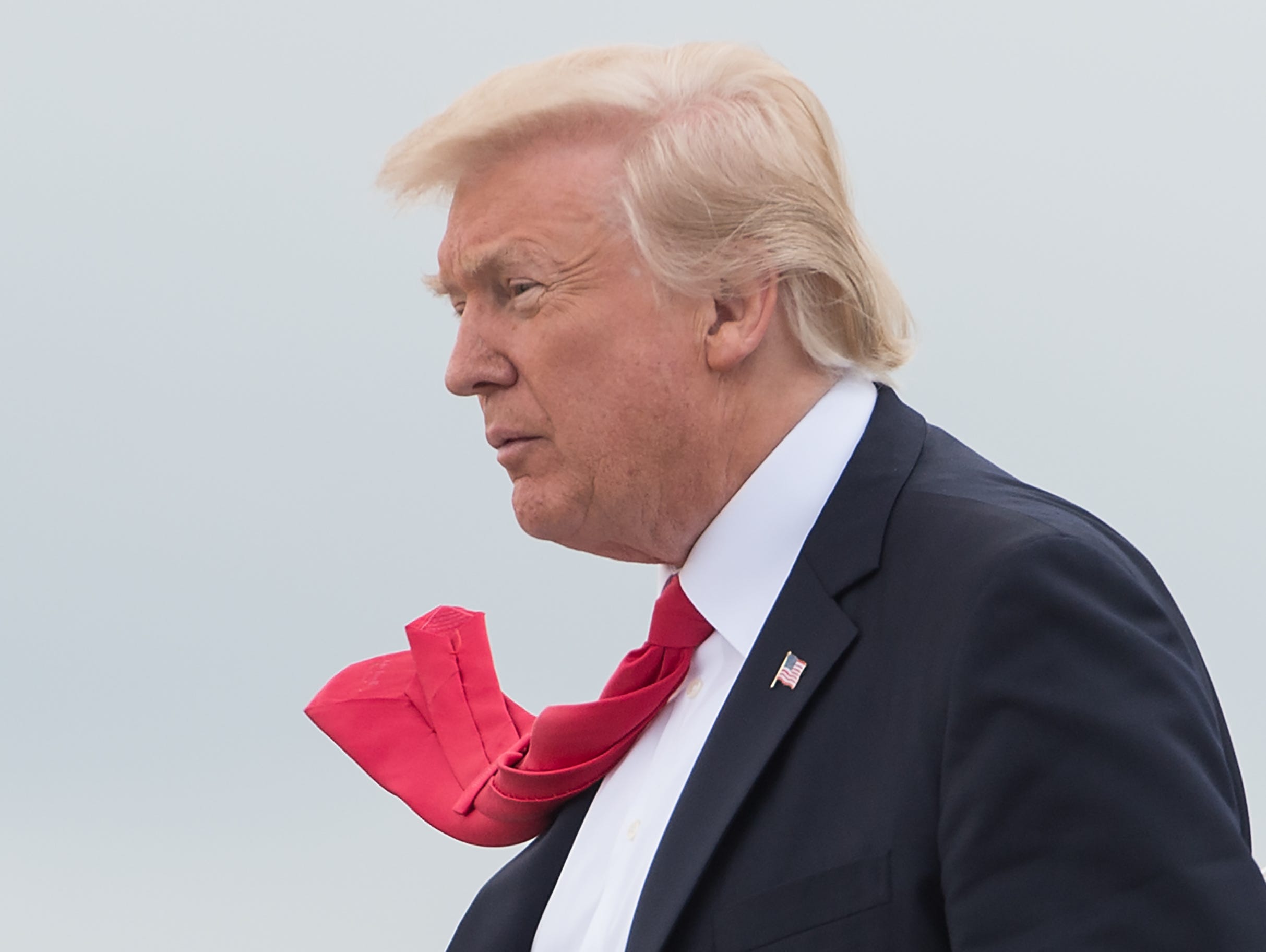 President Donald Trump arrives at Long Island MacArthur Airport in Ronkonkoma, New York July 28, 2017 to deliver remarks on law enforcement at Suffolk Community College in Brentwood, N.Y.