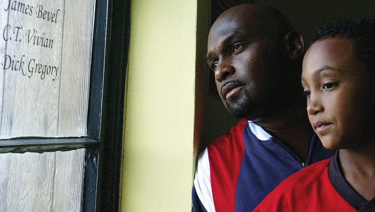 Martin Actor Tommy Ford Dies At 52