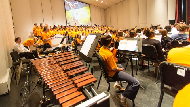More than 2,100 local students in third through fifth grades perform concert with members of the Acadiana Symphony Orchestra. Link Up is a national program from Carnegie Hall that pairs local orchestras with students in their areas.