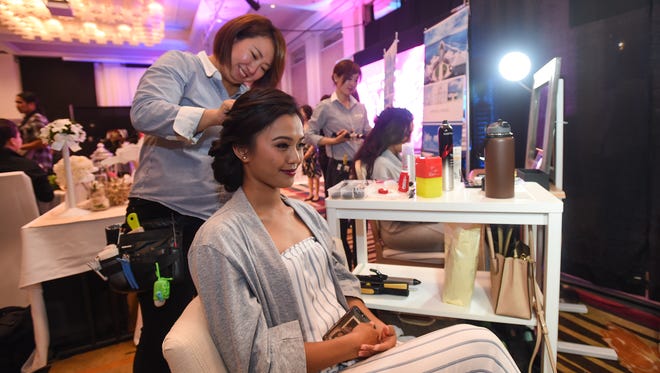 Couples Flock To Weddings In Paradise