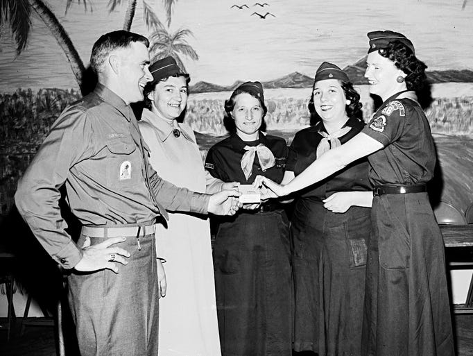 Cub Scouts Den Mothers. 1958.