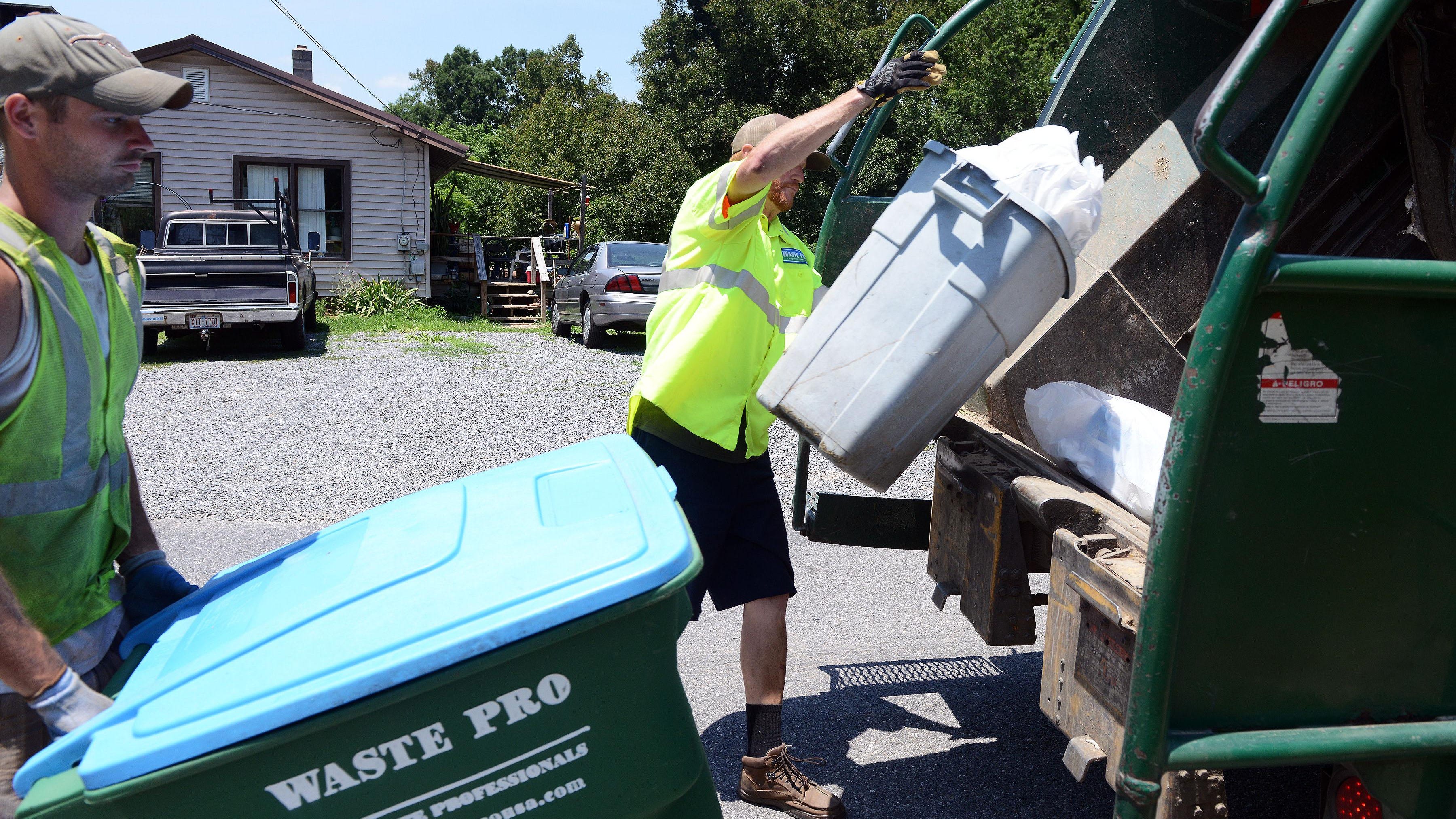 garbage truck driver salary