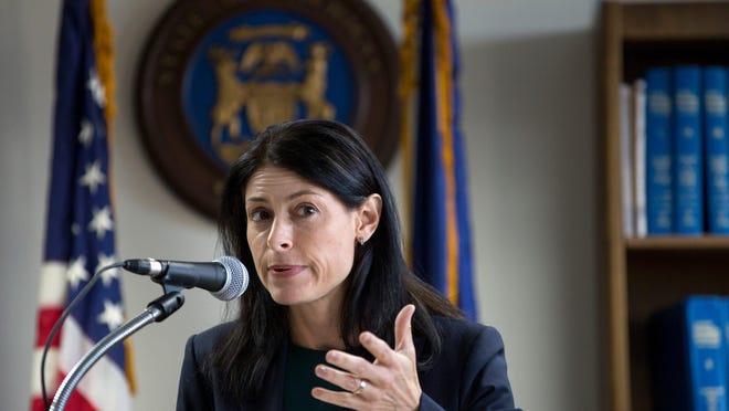 Die Generalstaatsanwältin von Michigan, Dana Nessel, argumentierte am Mittwoch vor dem Obersten Gerichtshof von Michigan, dass das Bürgerrechtsgesetz des Staates Diskriminierung aufgrund der sexuellen Orientierung in einem Fall verbietet, von dem erwartet wird, dass er einen weitreichenden Präzedenzfall schaffen wird.