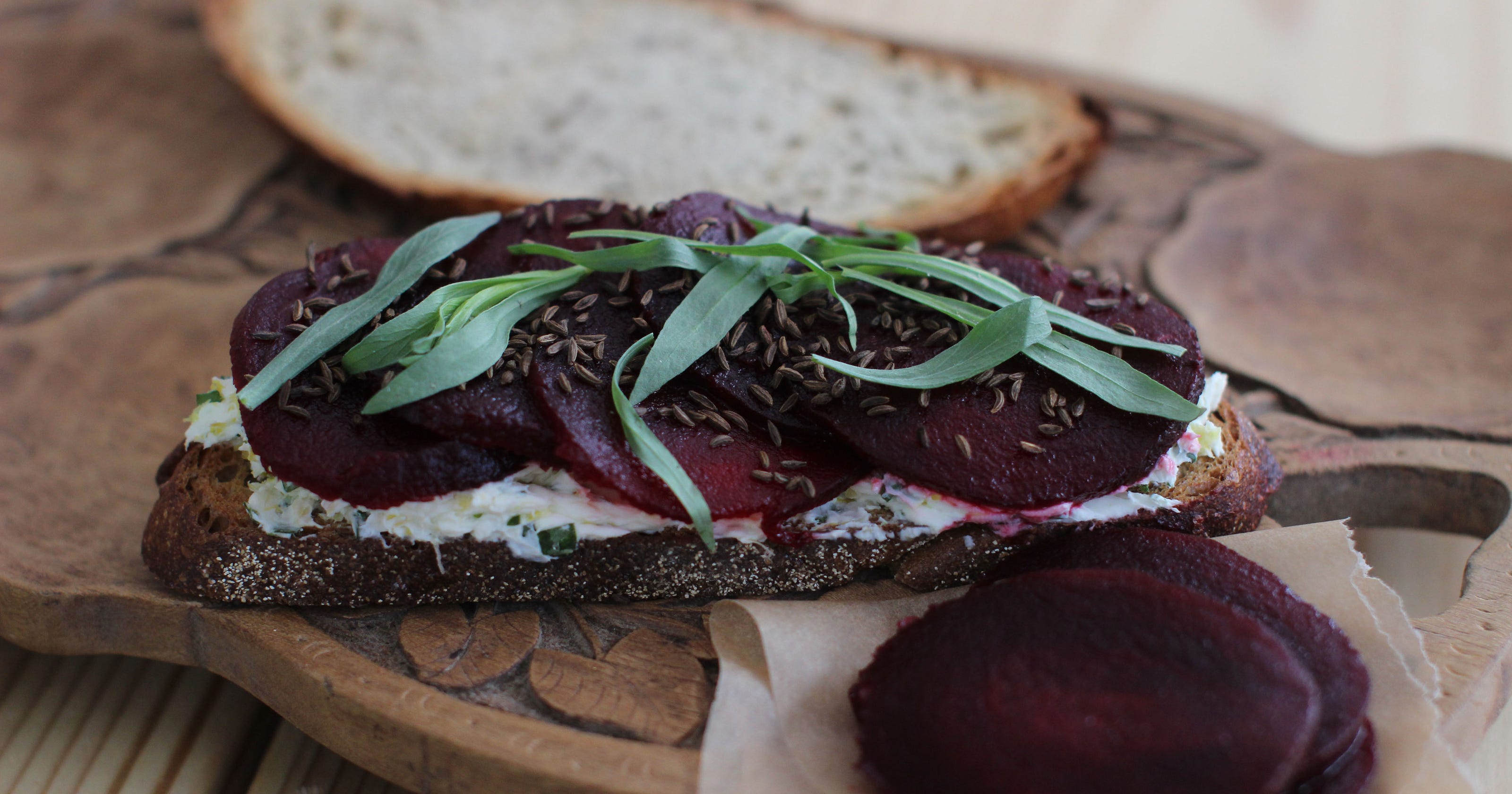 10 ideas for open sandwiches or toast with toppings