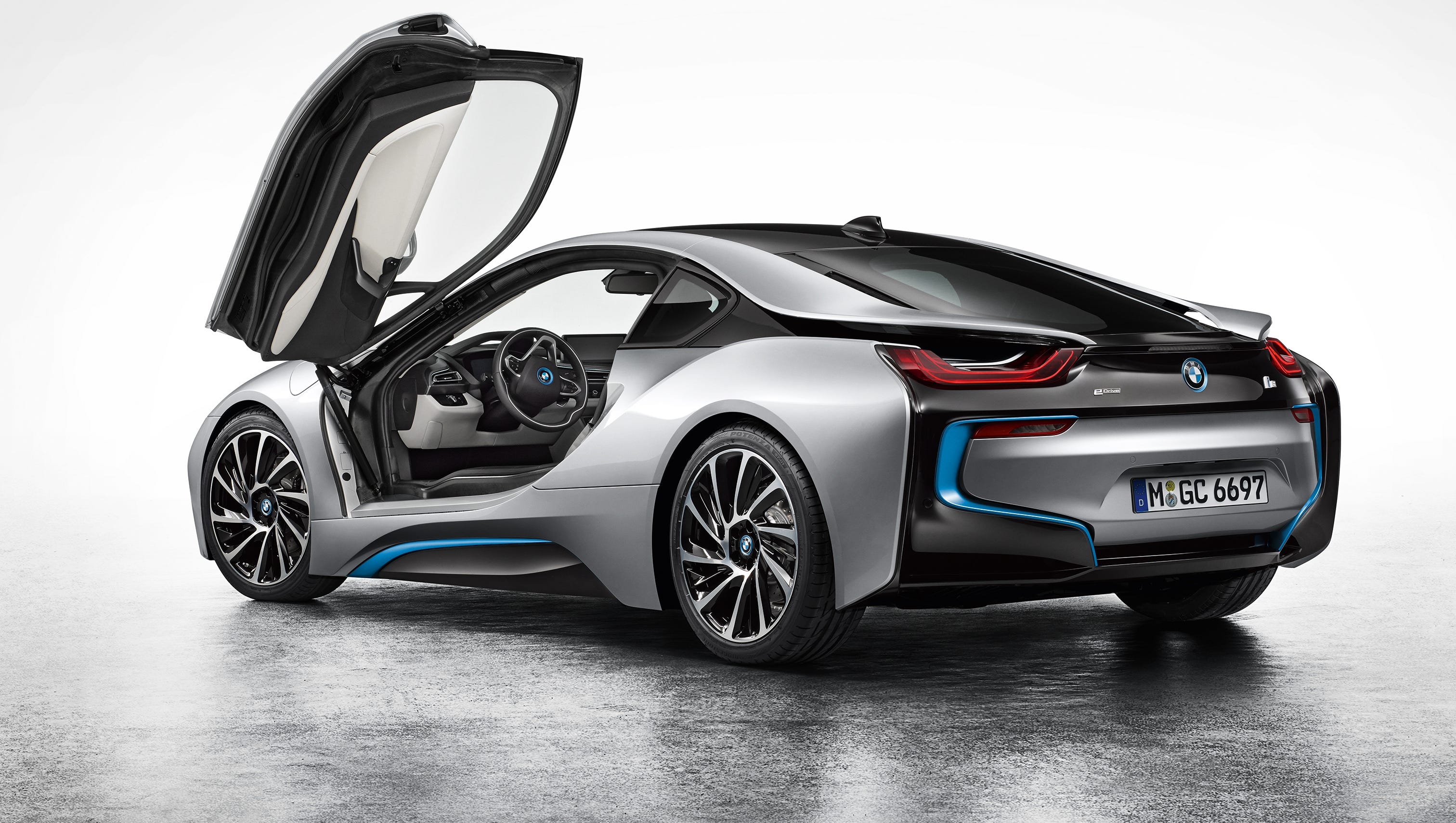 Bmw Puts Supercar Price To I8 Plug In Sports Car