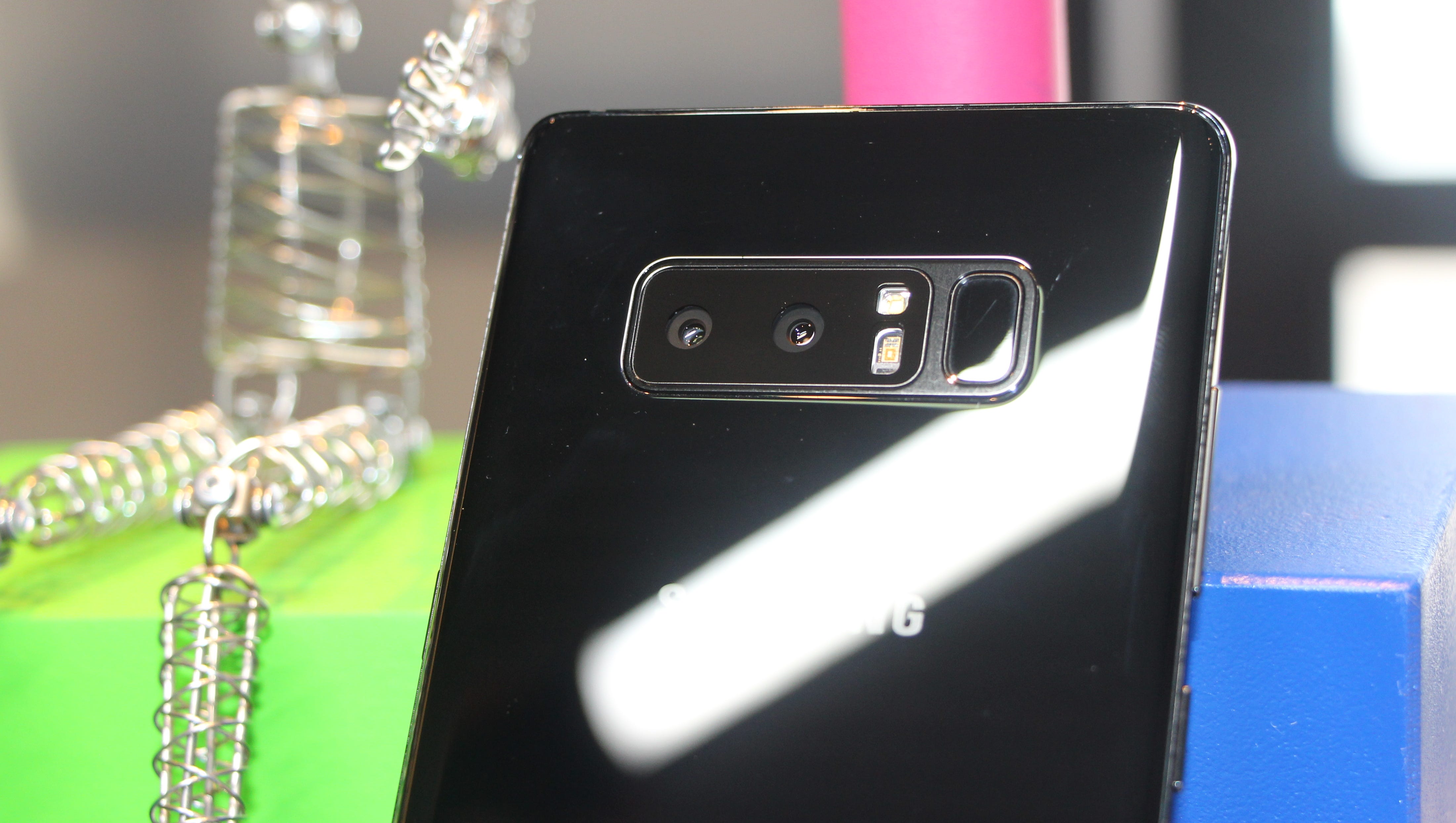 Samsung Galaxy Note 8 First Look Sharp Phone With Few Surprises This the galaxy note 8 dual cameras are capable of shooting great night shots which produce brighter photos with high dynamic range. samsung galaxy note 8 first look sharp