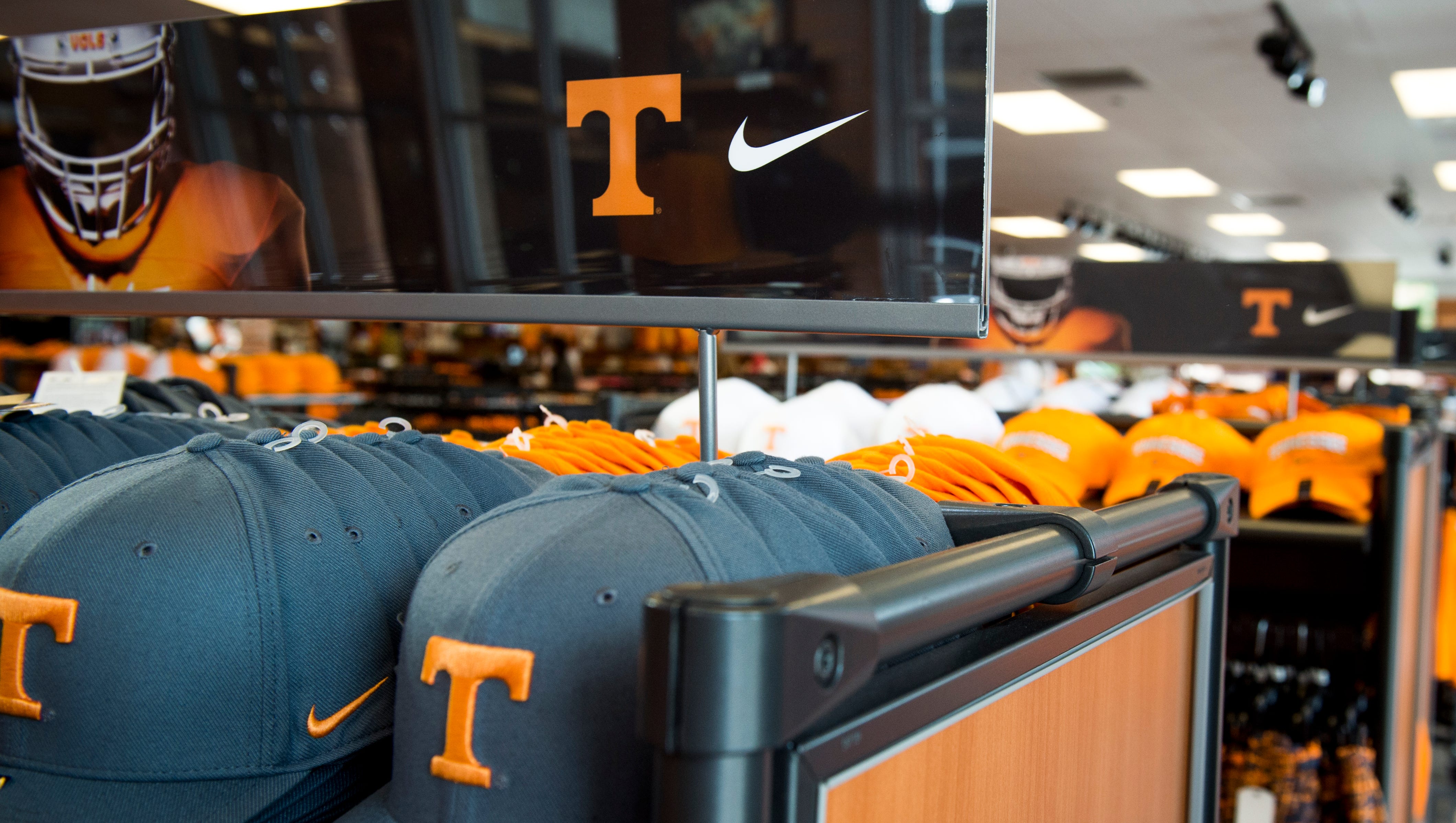 parallel cure Maintenance How much do UT Vols, Vanderbilt, MTSU, Austin Peay, Belmont earn from  apparel contracts?