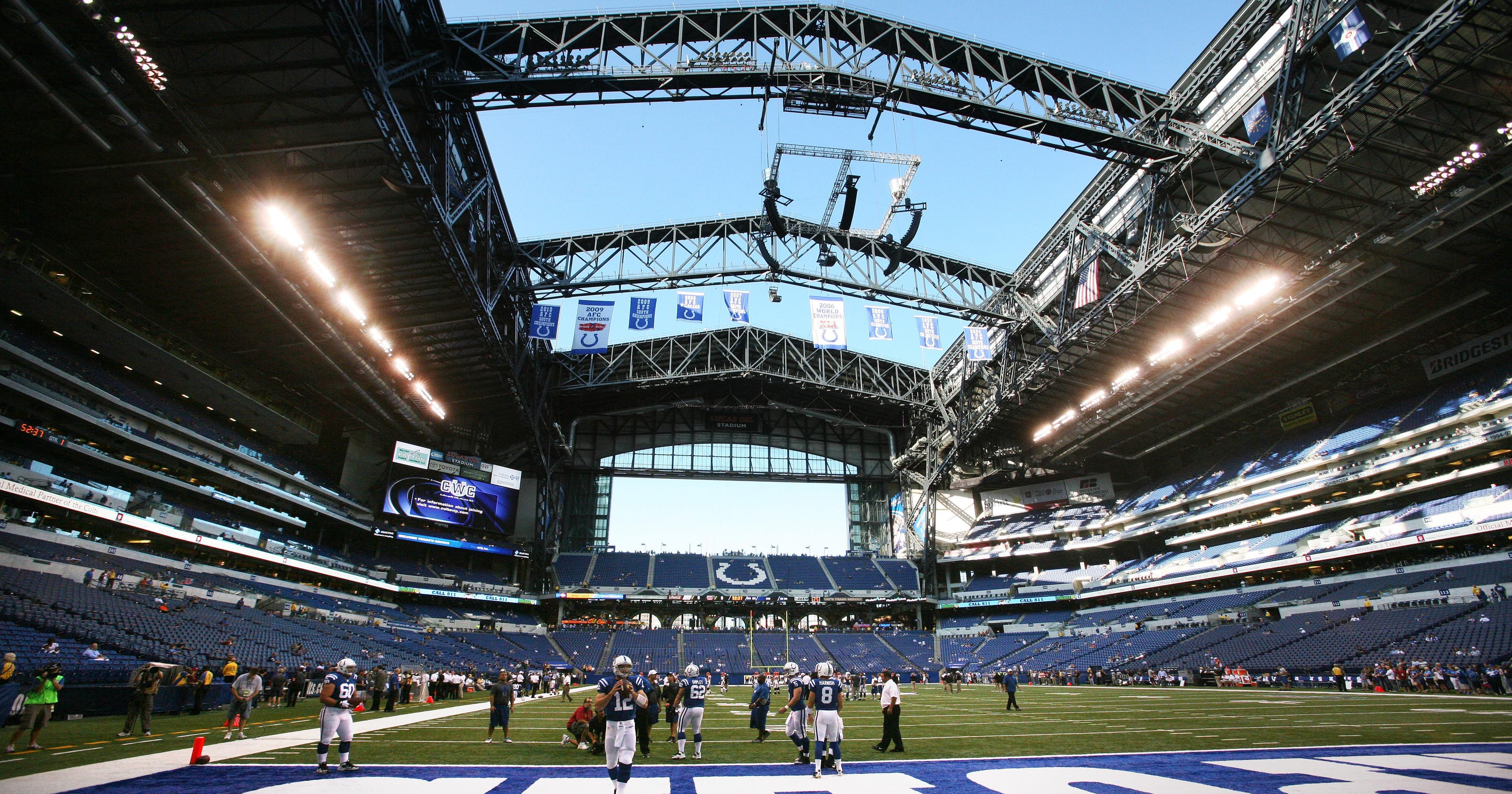 Questions linger about Lucas Oil Stadium roof
