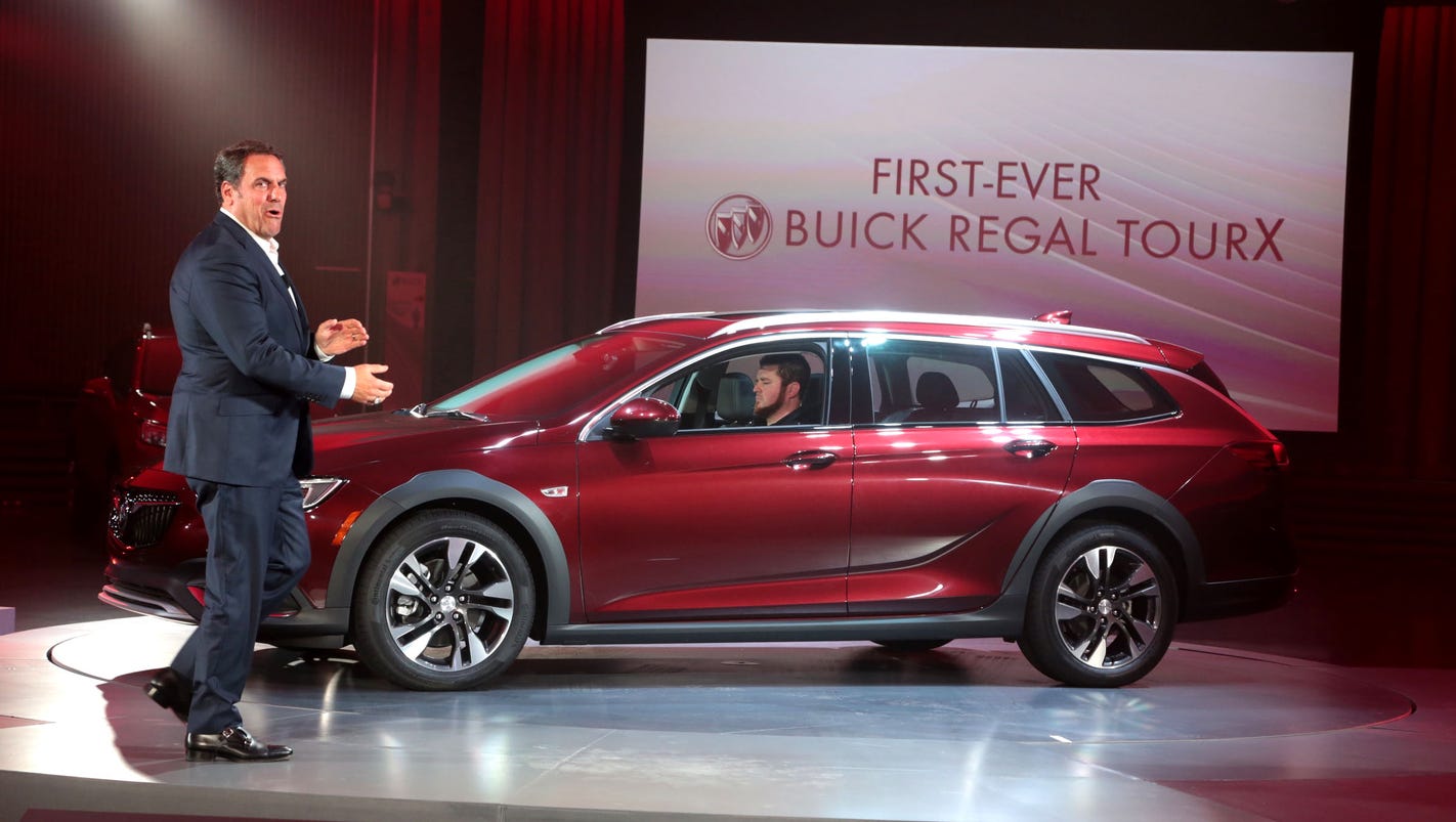 First Look 2018 Regal Sportback Regal Tourx Station Wagon