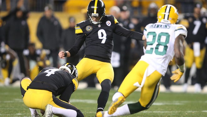 Steelers kicker Chris Boswell kicks a fifty-three yard field goal as time expires to defeat the Green Bay Packers.