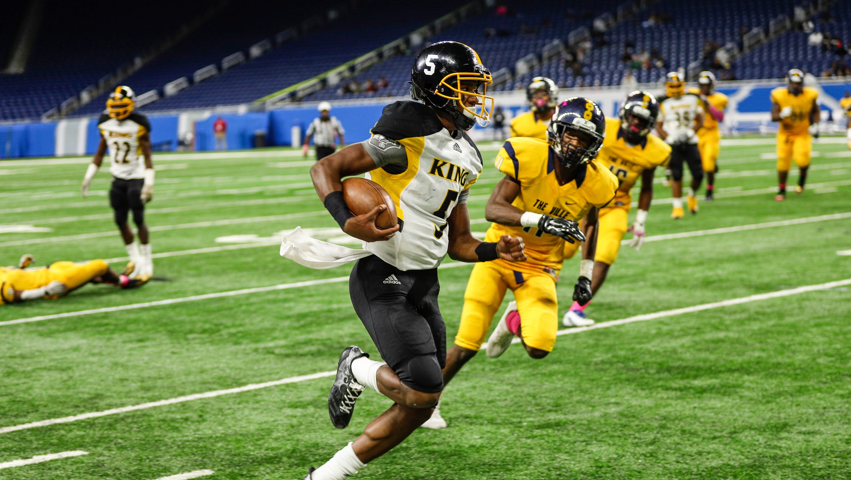 2017 Michigan high school football playoff pairings
