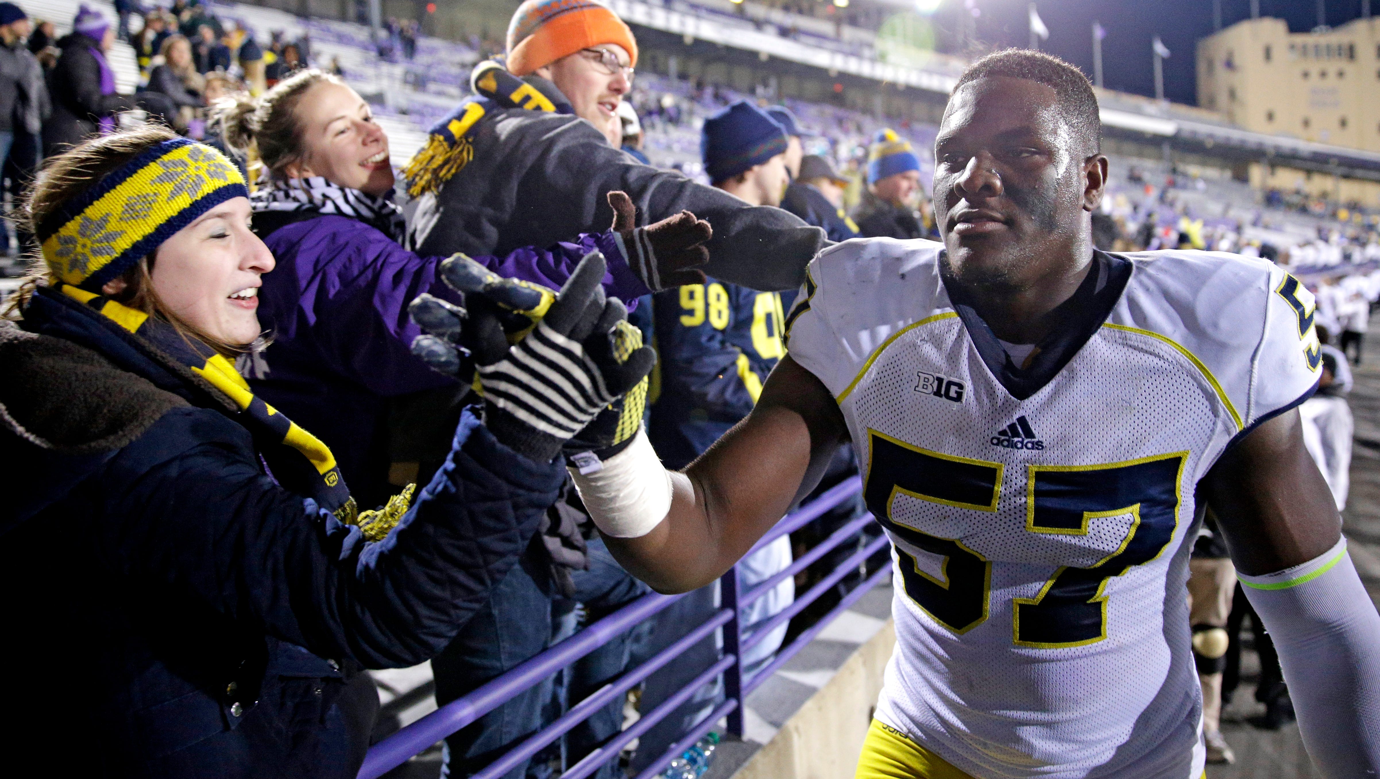 Michigan De Frank Clark Kicked Off Wolverines Pleads Not Guilty
