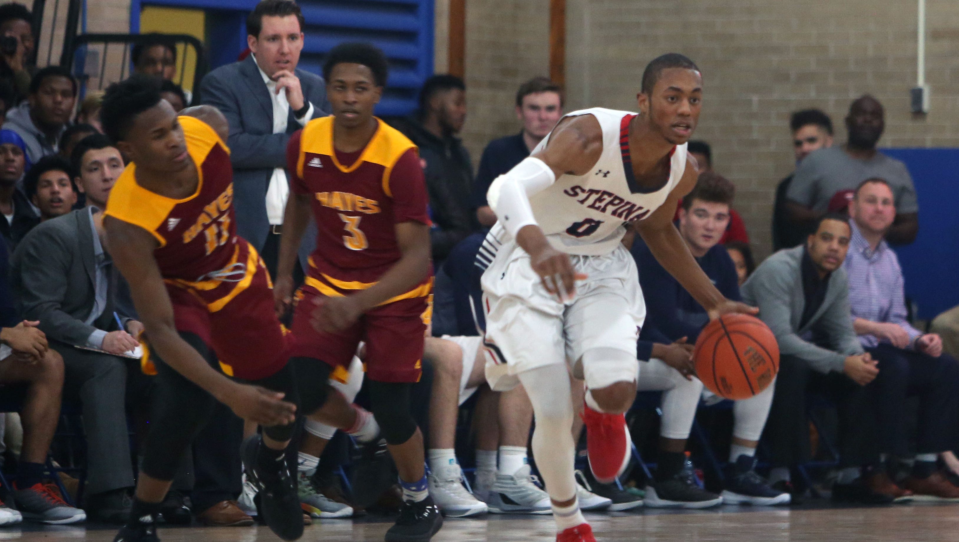 Boys Basketball Stepinac Out To Prove It S No 1 At Federation