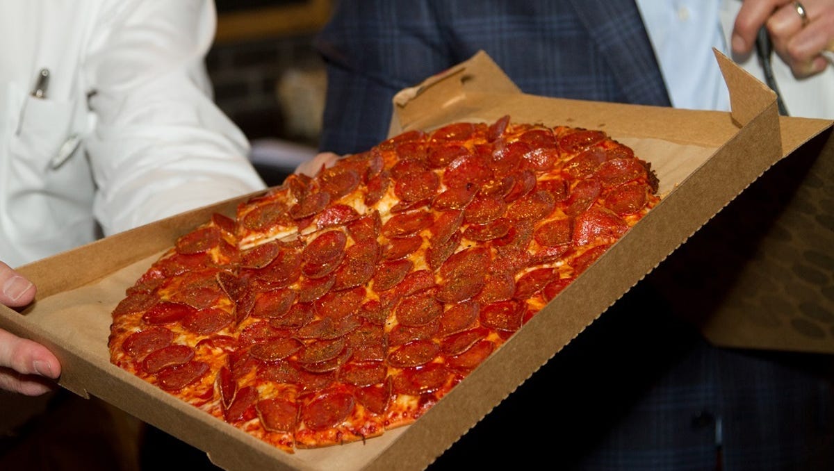 Donatos Pizza Opens In Nashville S Midtown