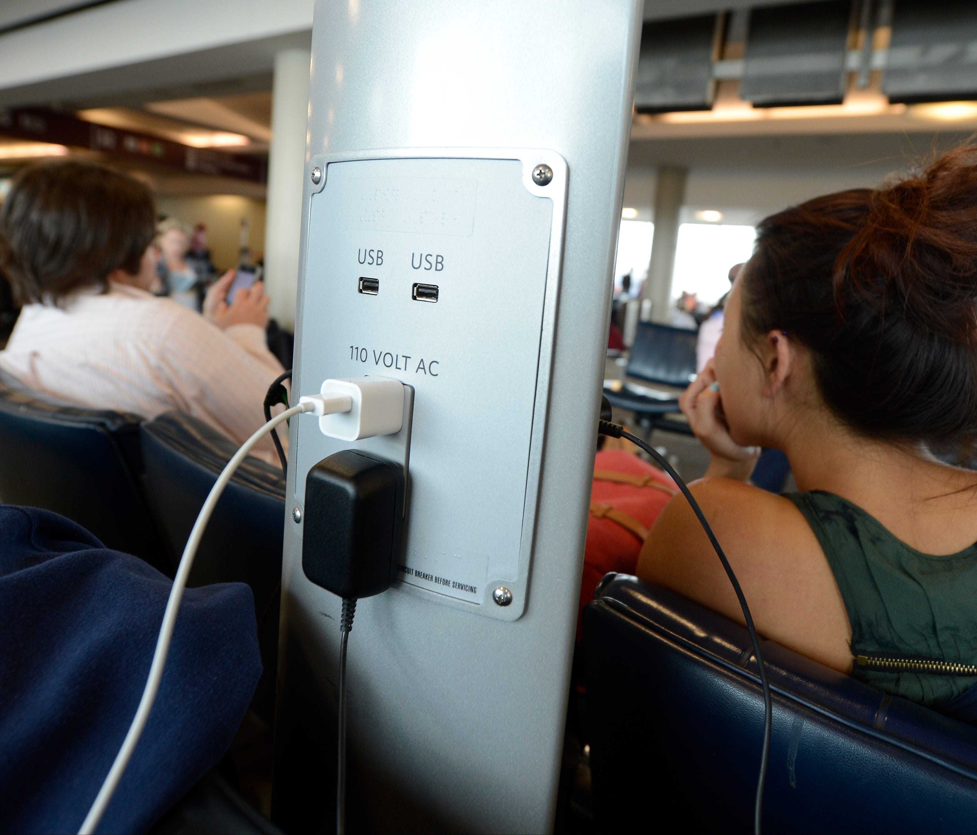Who has the rights to the power outlet? The first person to use it.