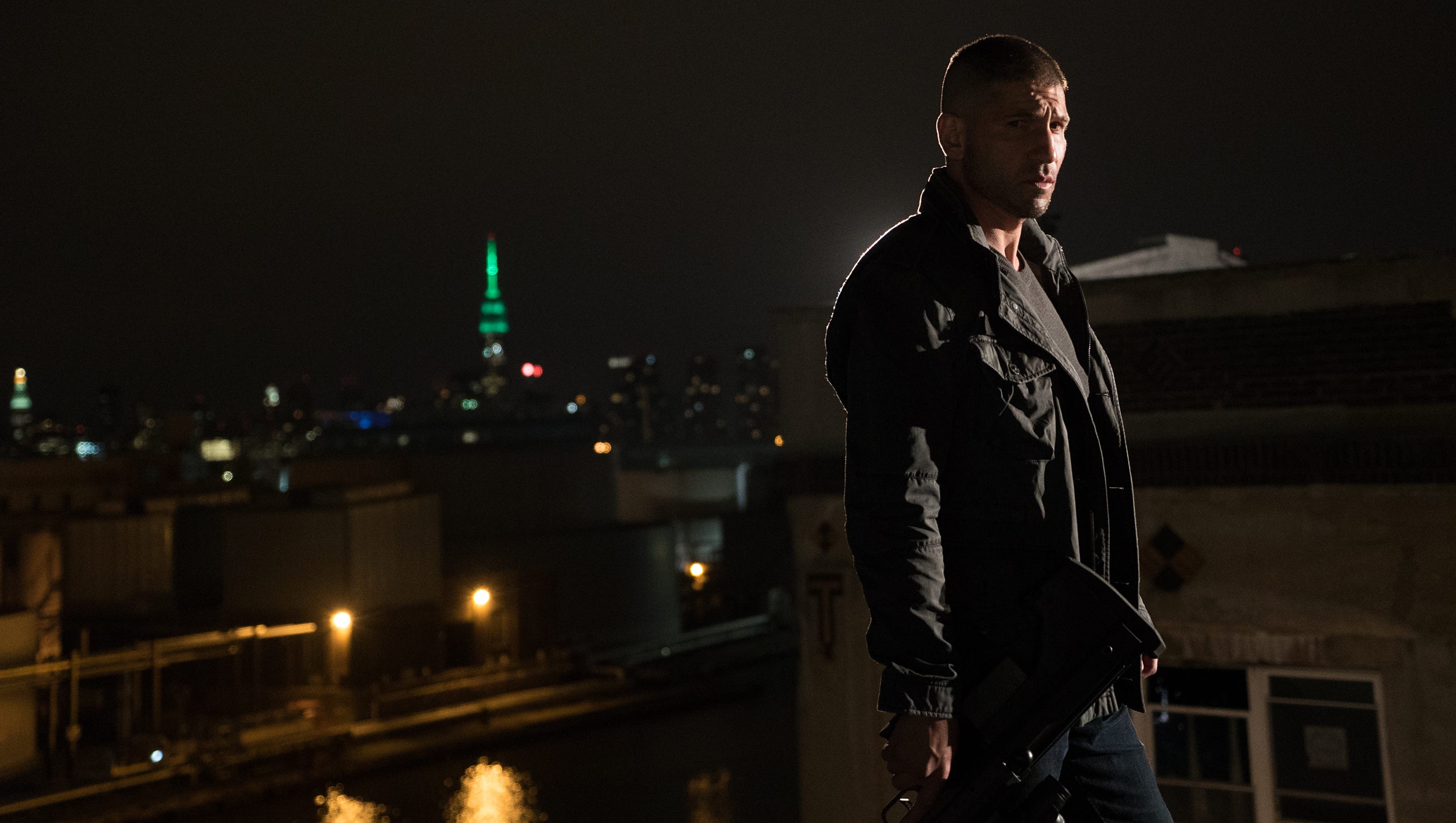 Jon Bernthal's Punisher brings menace to 'Daredevil'