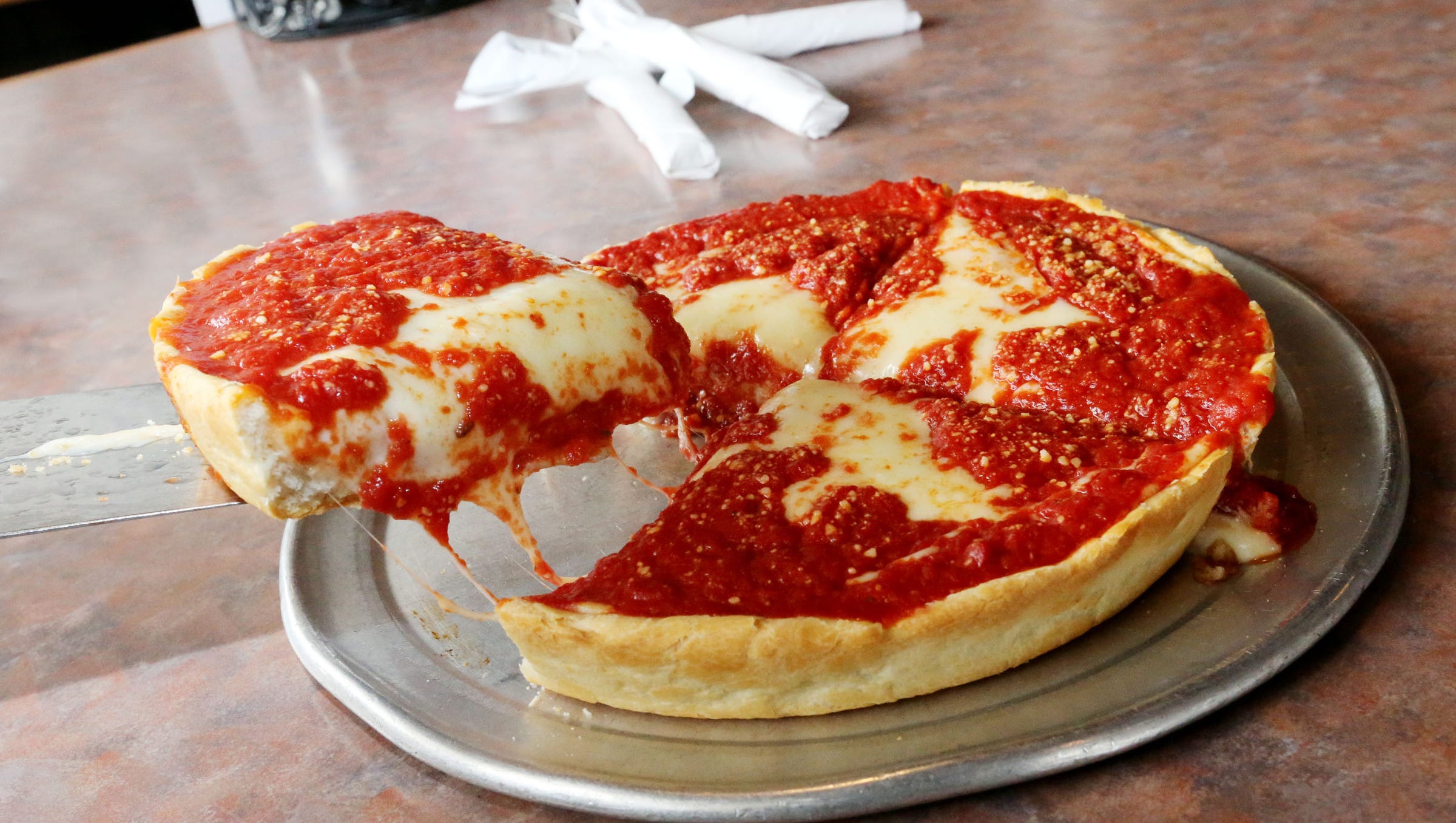 Here's where you can find Chicago-style deep-dish pizza in the Des Moines metro