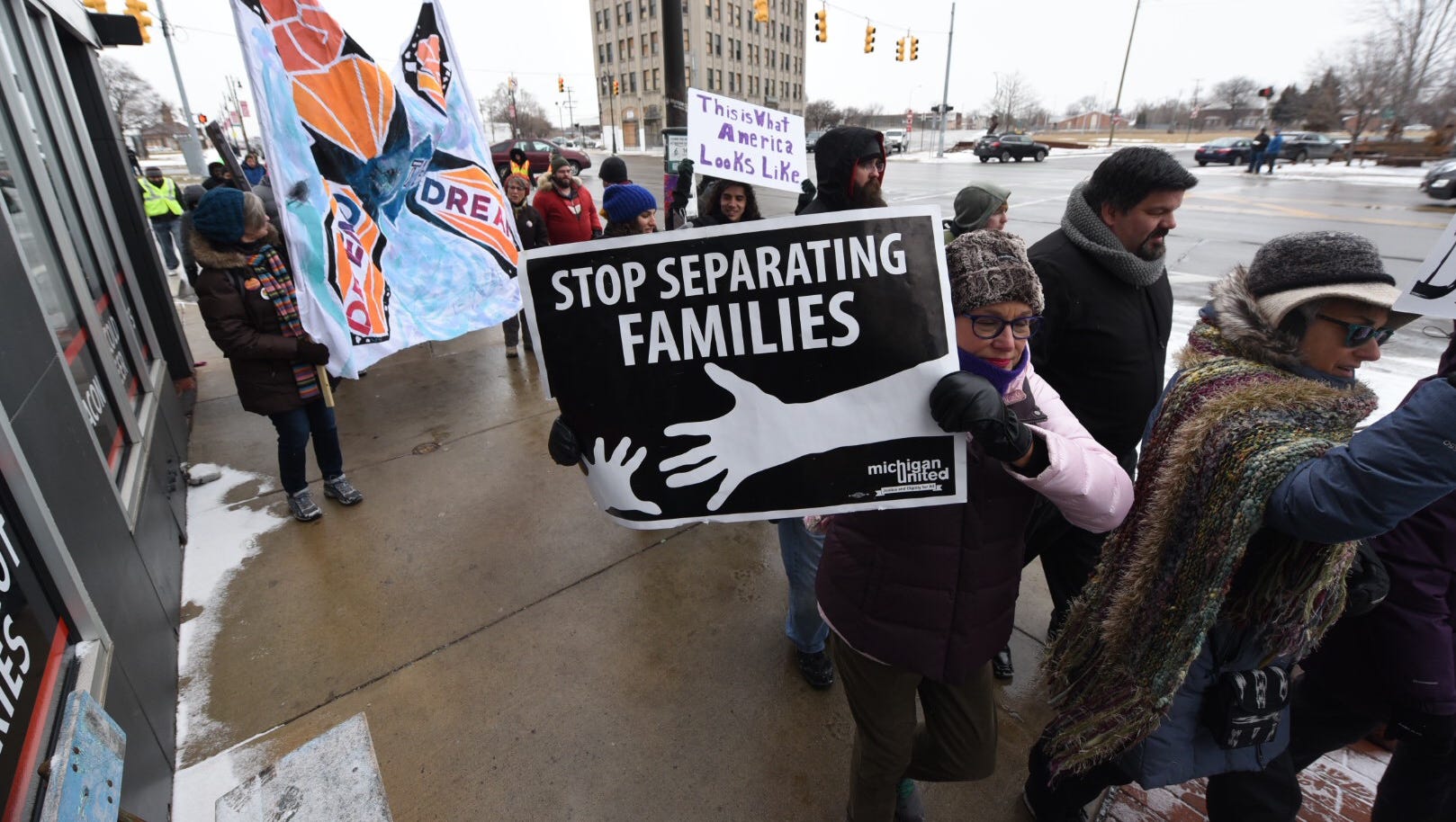 'Dreamers' rally in Detroit to fight deportations