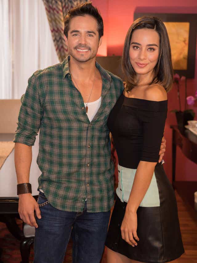 Romantico Claquetazo De Enamorandome De Ramon
