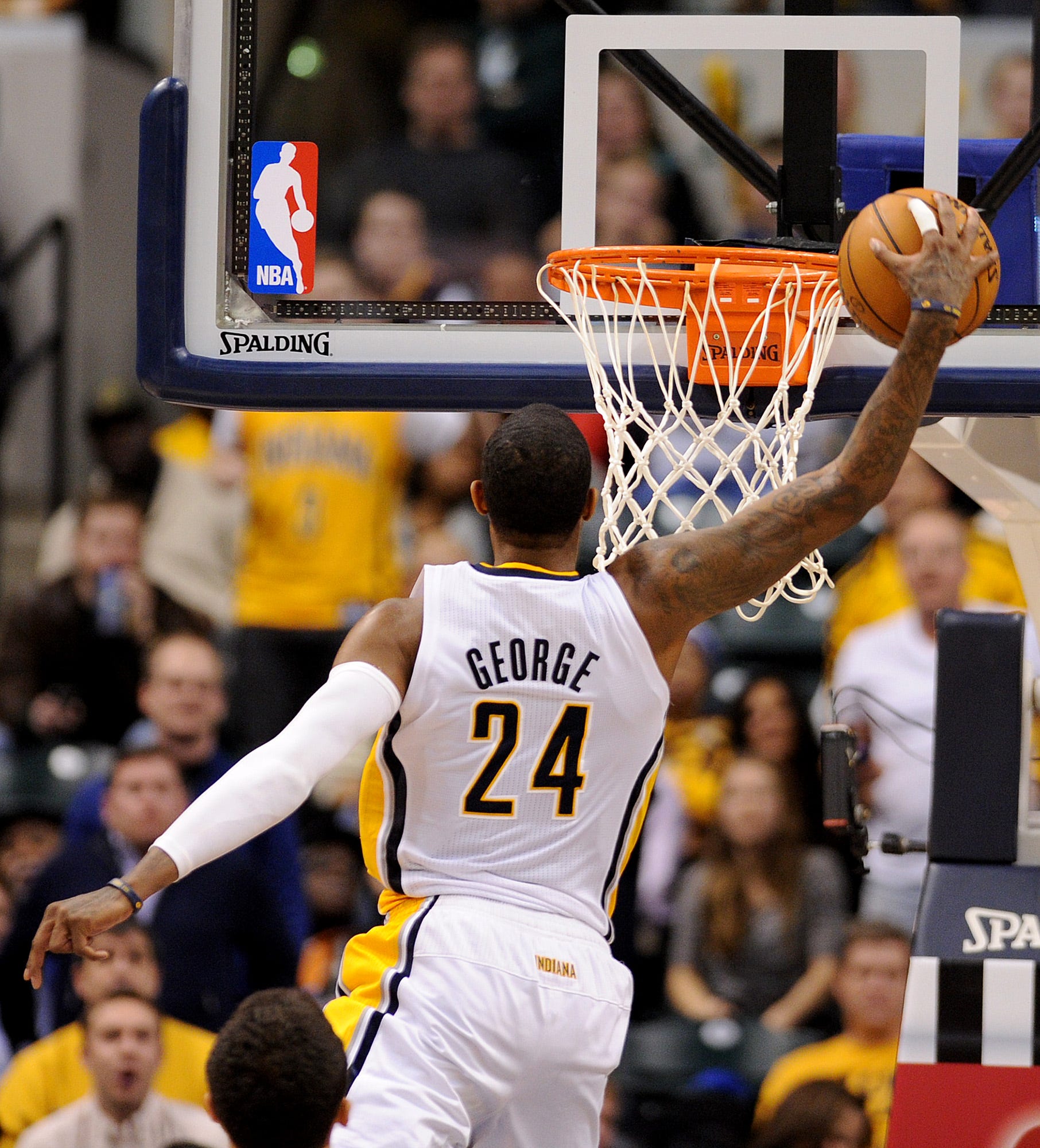 Paul george 360 dunk clearance