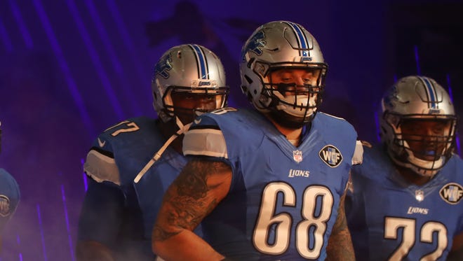 Lions left tackle Taylor Decker (68) takes the field for action against the Washington Redskins on Oct. 23, 2016 at Ford Field.