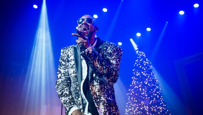 R&B star R. Kelly returned to Milwaukee Sunday, as part of his "Holiday Jam" tour.