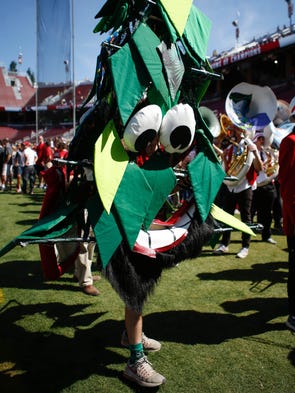 Stanford Cardinal mascot Stanford Tree dance for the