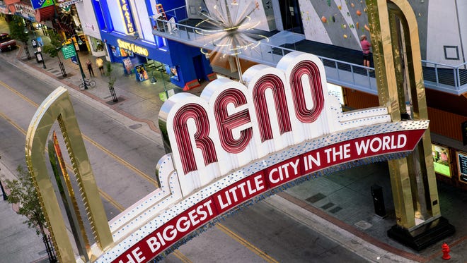 Reno Arch during the day 2015.