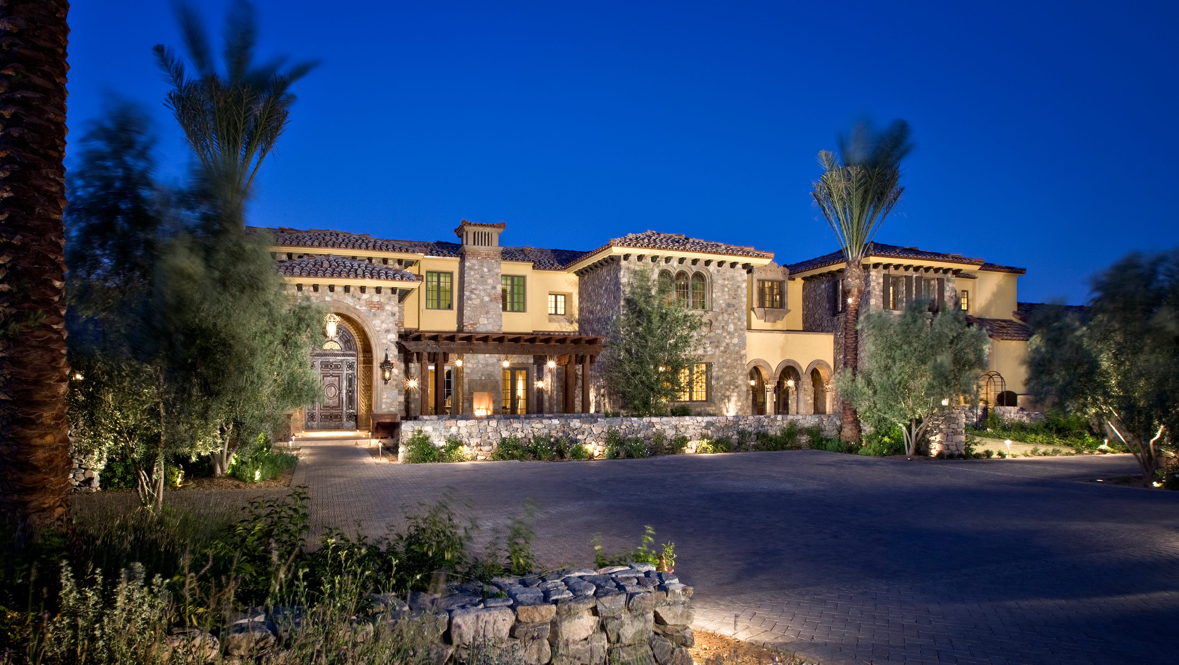 COOL HOME