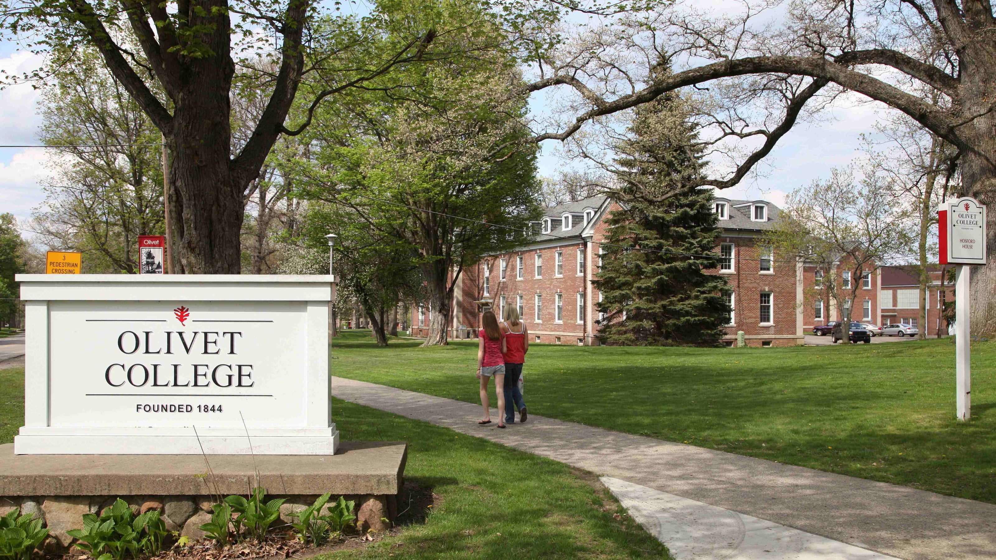 olivet-college-students-can-return-in-the-fall
