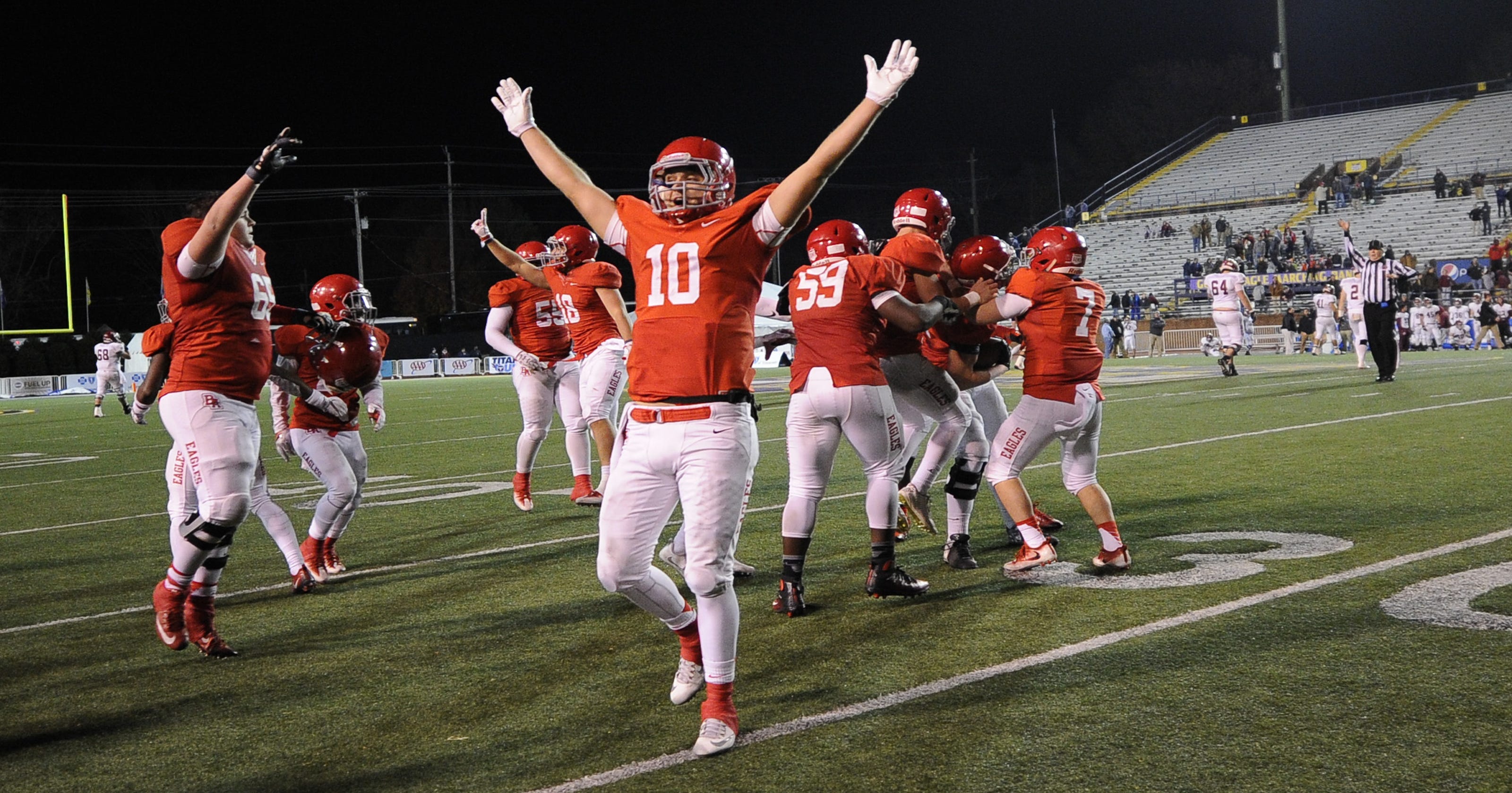 Why Tennessee high school football doesn't need nine state champions
