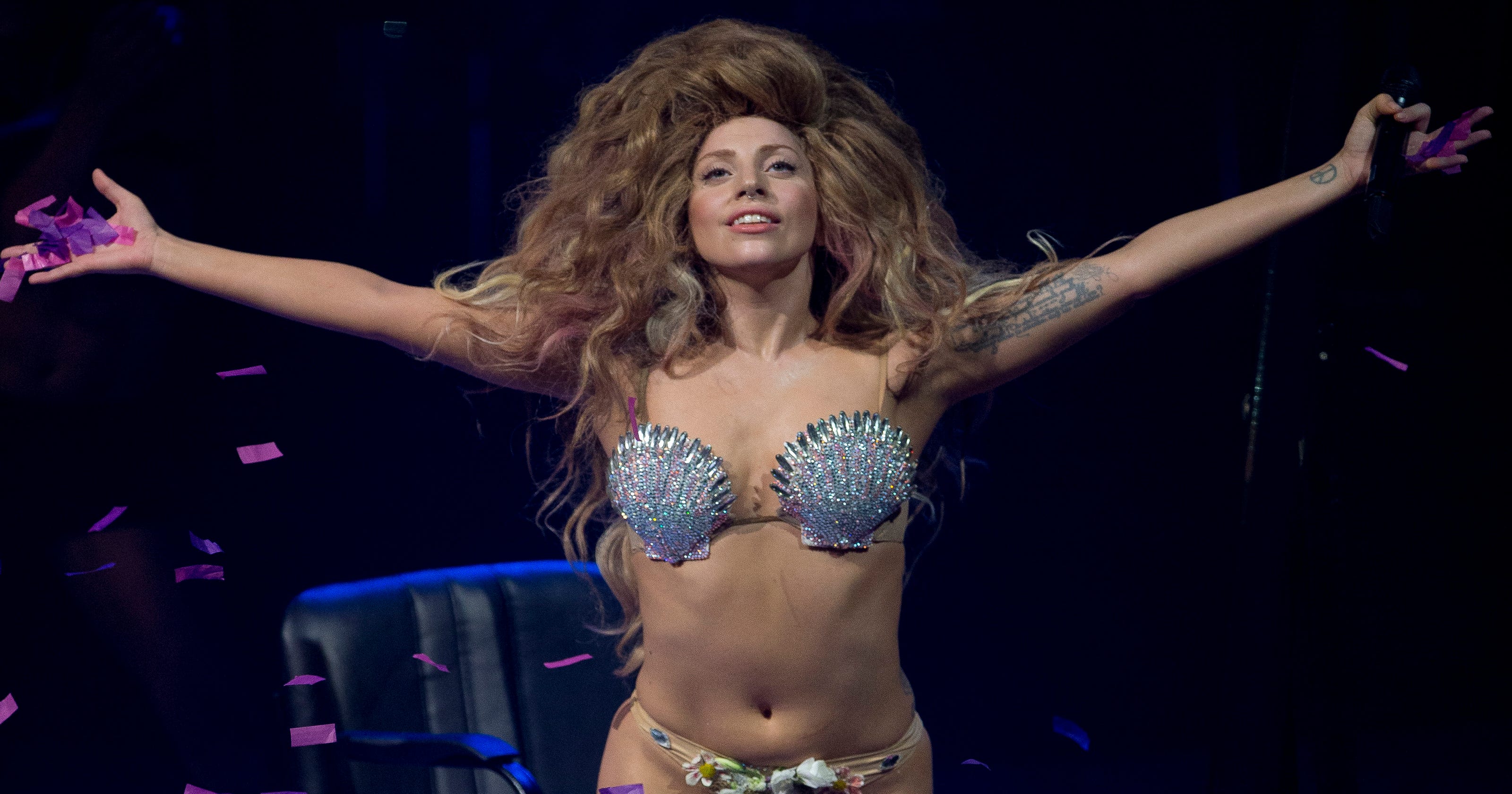 1382651598000-AP-Lady-Gaga-Lawsuit.jpg?w
