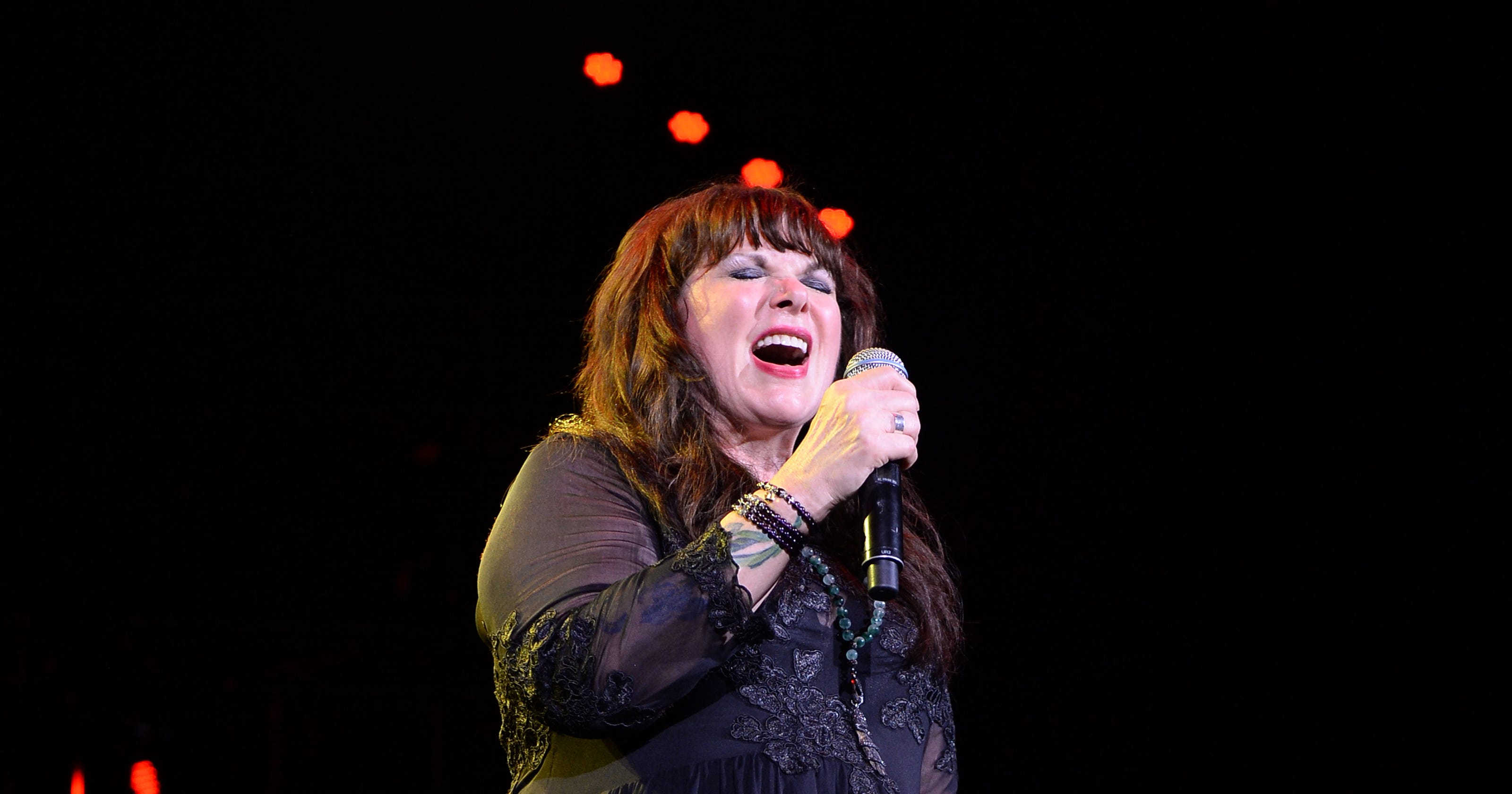 Heart Singer Ann Wilson Goes It Alone For Biloxi Show 