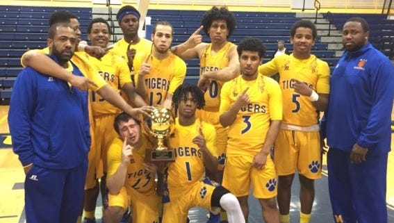 Boys Basketball Romello Faison Scores 42 Hits Milestone In Mlk Win