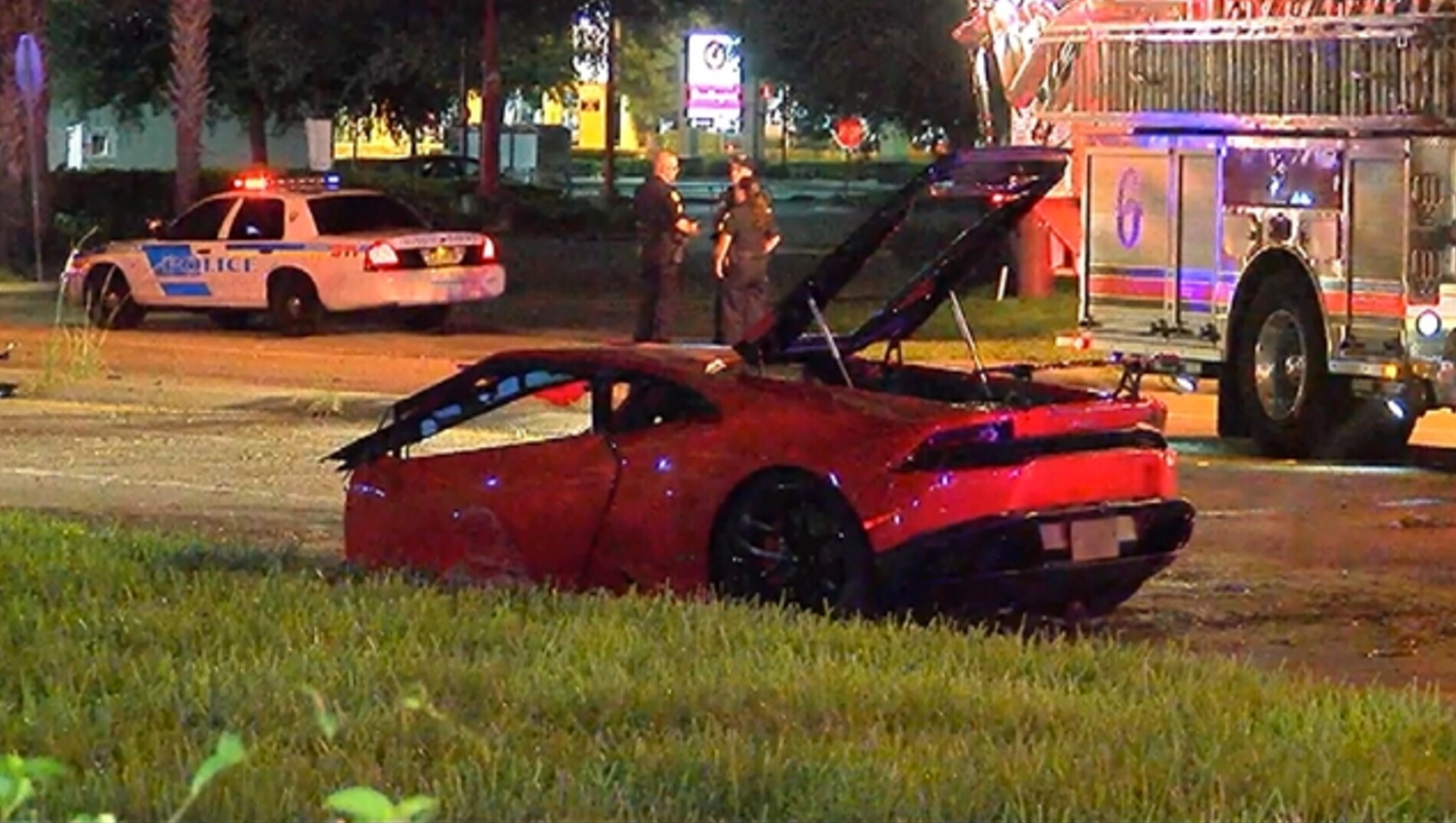 Man crashes new Lamborghini in Orlando