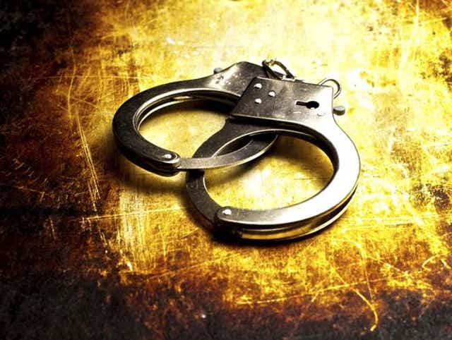 Thief Swipes Four Hair Clippers From Sally S Beauty Supply In Greece