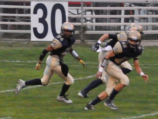 Prep Football Rhs Prepares To Be Challenged In New Season